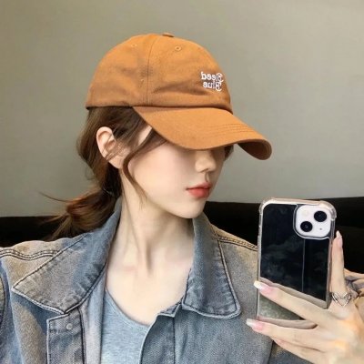 在光影中漫步:罗比穆勒
